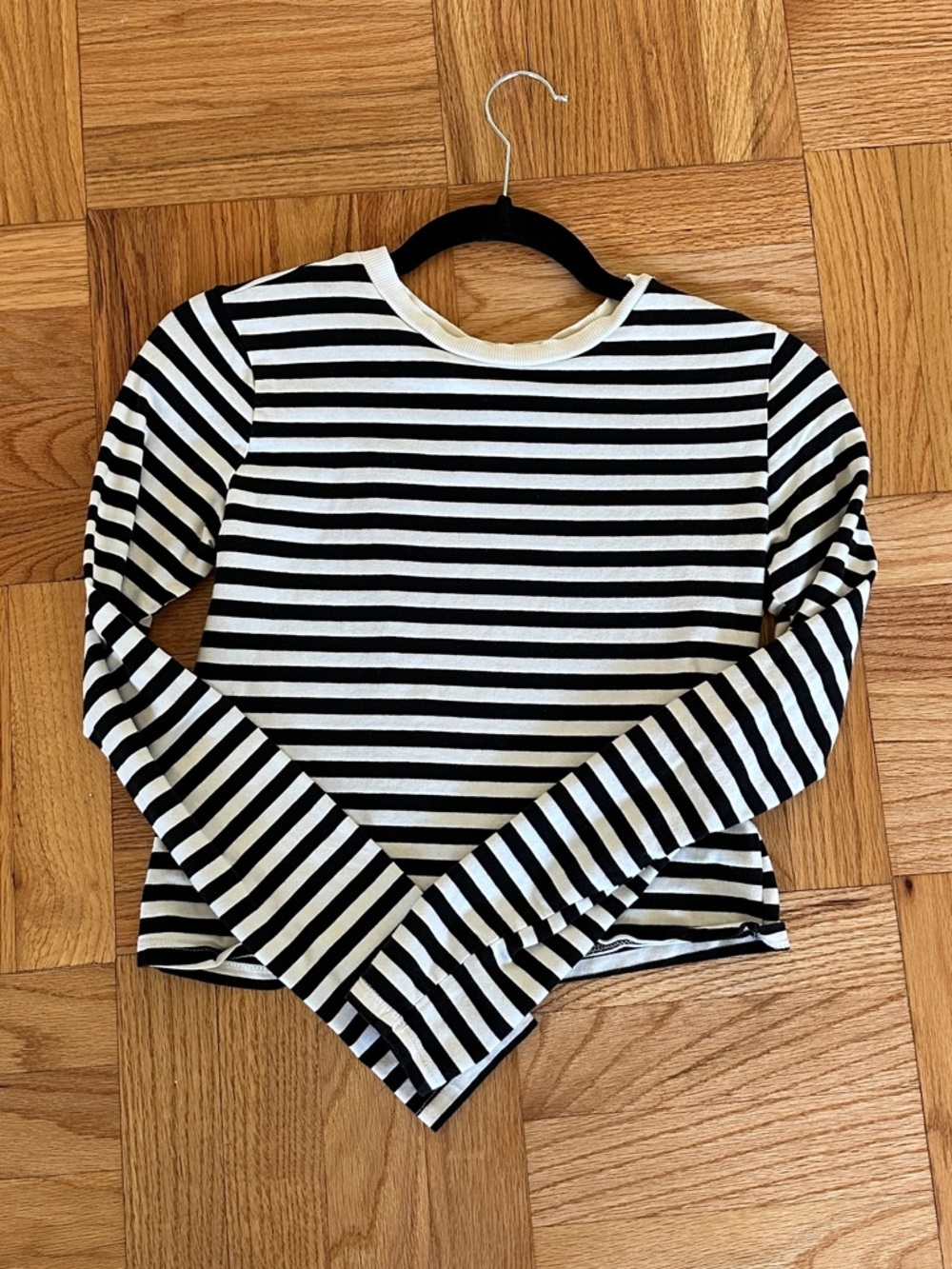 H&M Black and White Striped Long Sleeve Tee
